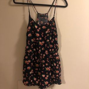 FLOWER PRINT JUMPSUIT